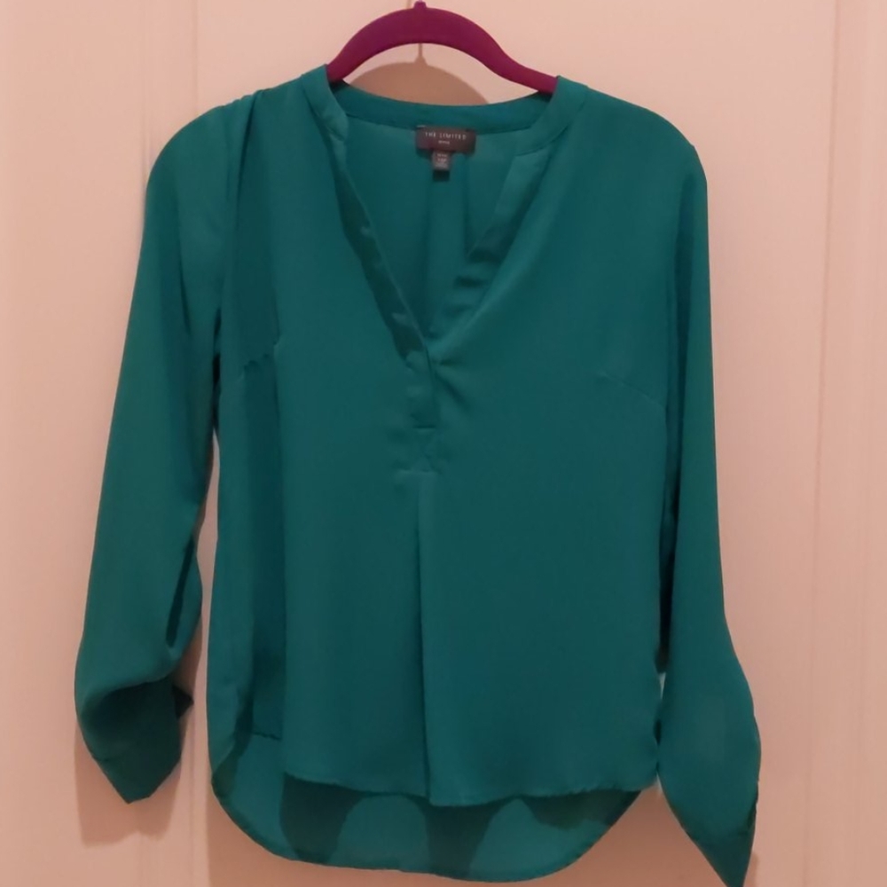 Green blouse